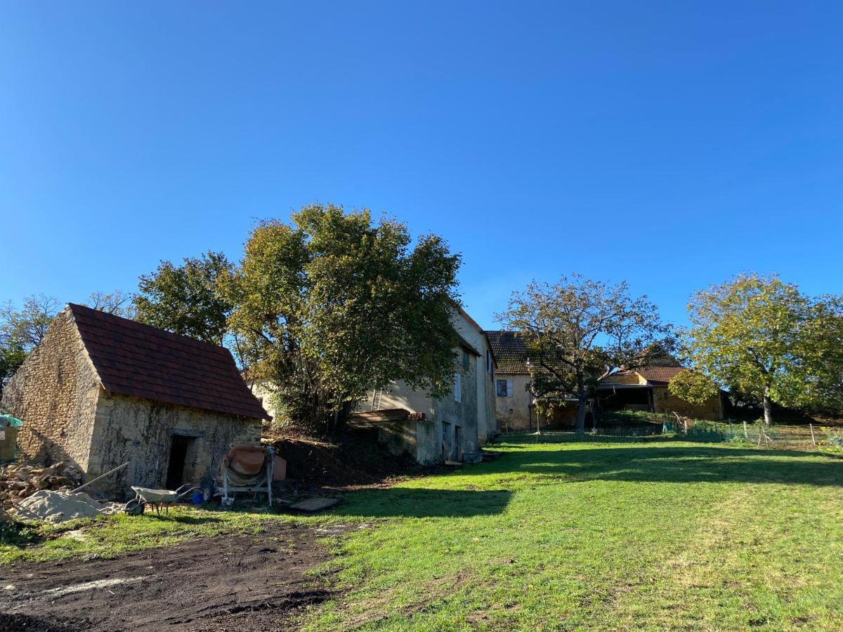 Le gîte de La Villénie - en pleine Nature - 5 min centre ville de Sarlat Exterior foto